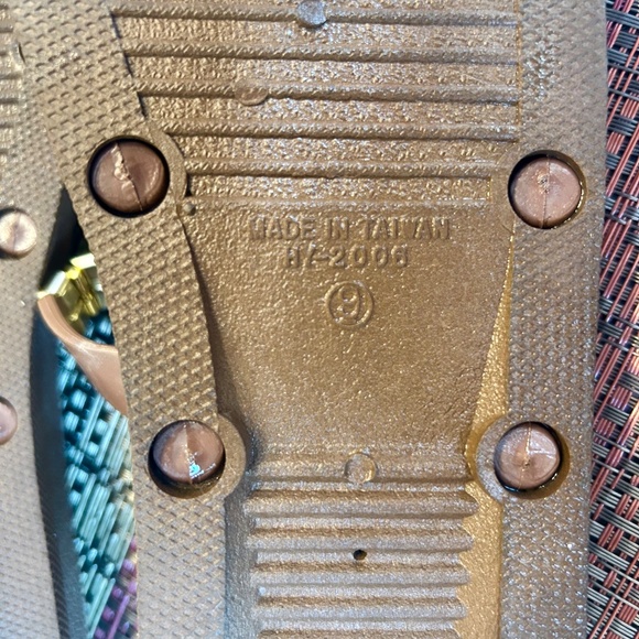 Grand Co Brown Sandals with Multiple-Coloured Gems Size 9 - Picture 10 of 10